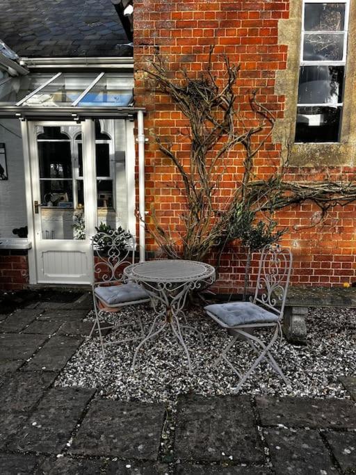 Appartamento The Old School House Retreat Tibberton  Esterno foto